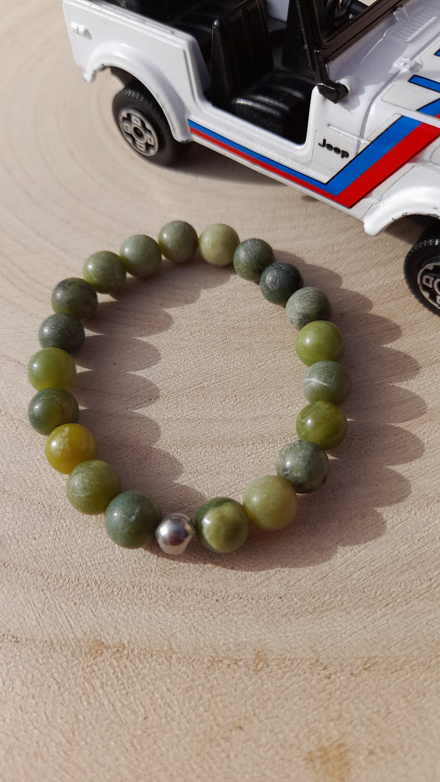 bracelet enfant, jade néphrite, pierre de gemme, pouvoir des pierres