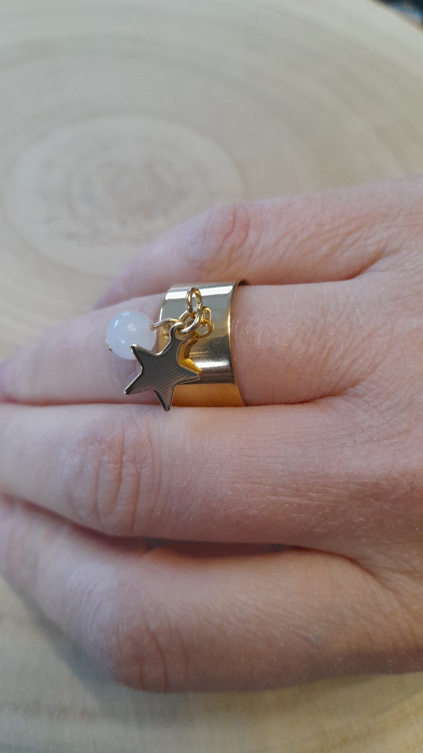 bague charm étoile, pierre de lune, pouvoir des pierres, pierre de gemme, acier inoxydable