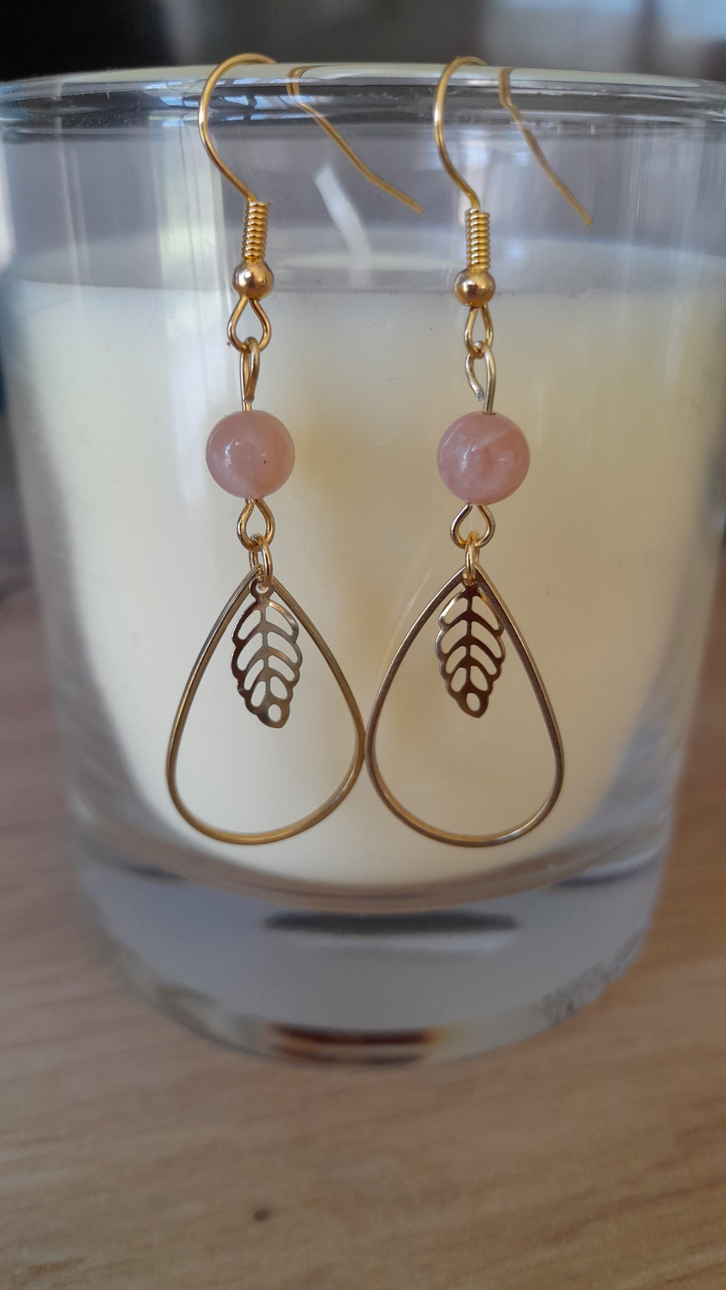boucles d'oreilles pierre de soleil, pierre de gemme pouvoir des pierres