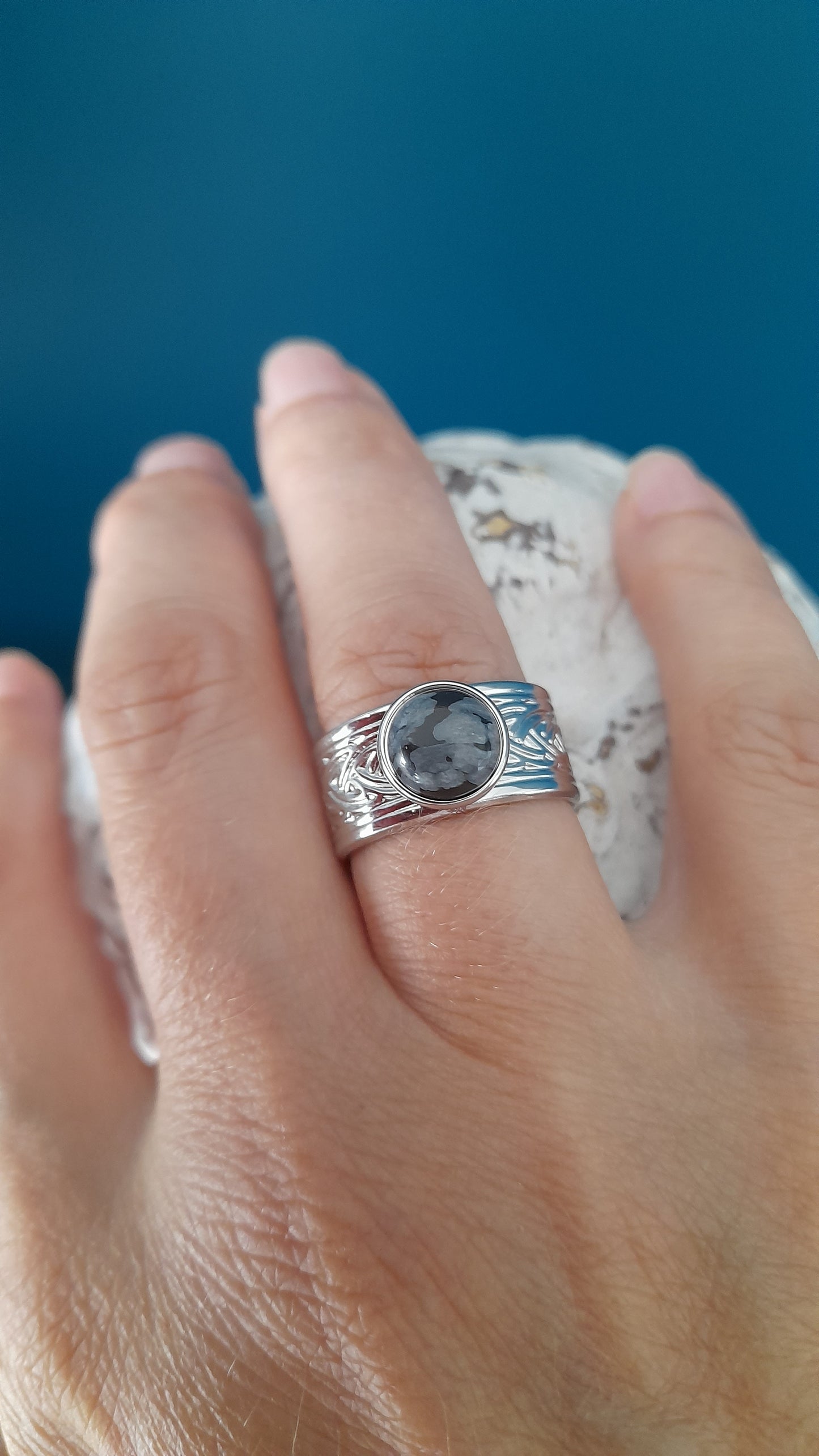 Bague obsidienne flocon de neige, pouvoir des pierres