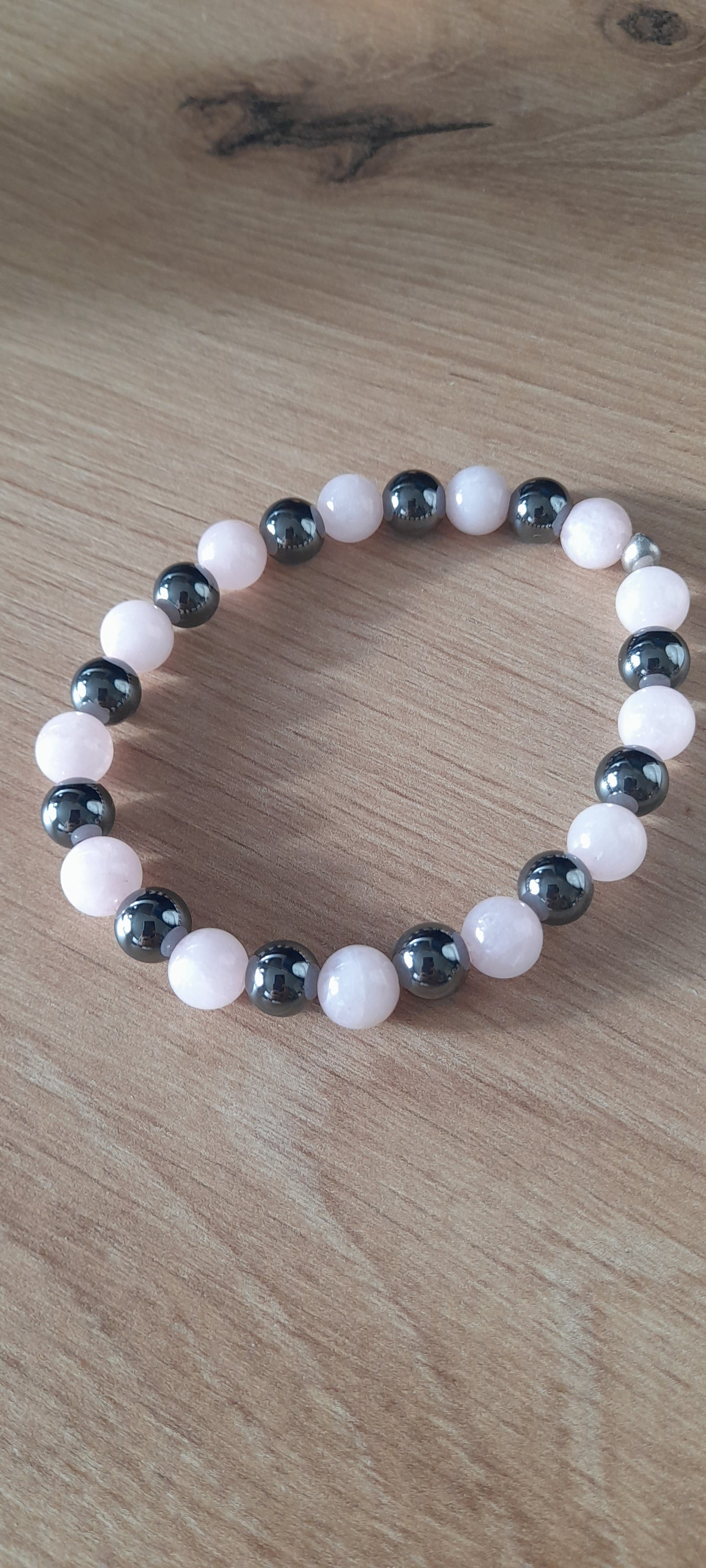 bracelet positivité et tendresse quartz rose et hématite