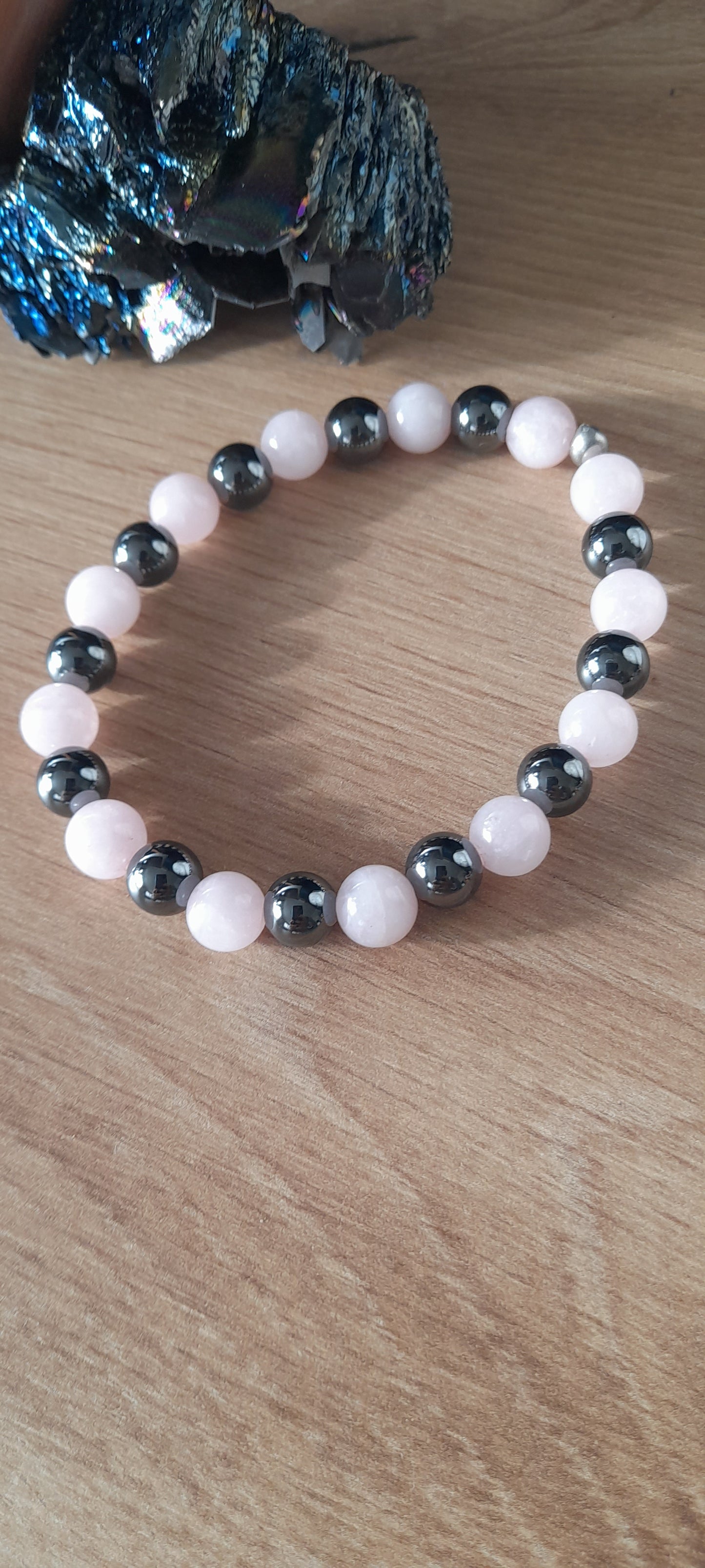 bracelet positivité et tendresse quartz rose et hématite