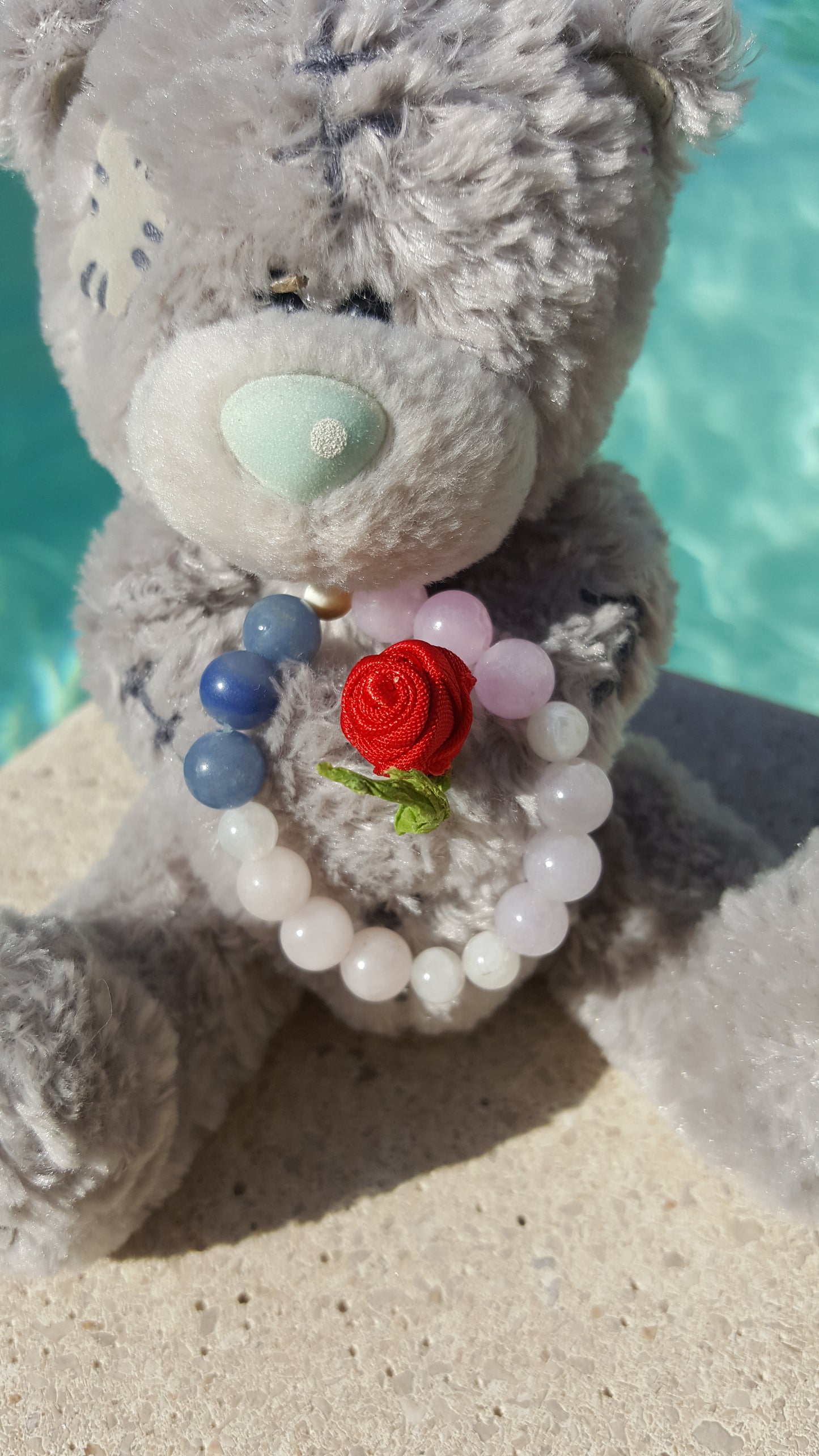 Bracelet enfant douceur et apaisement, quartz rose, aventurine bleue, péristérite, aigue marine, améthyste, oeil sainte lucie, pouvoir des pierres, pierre de gemme
