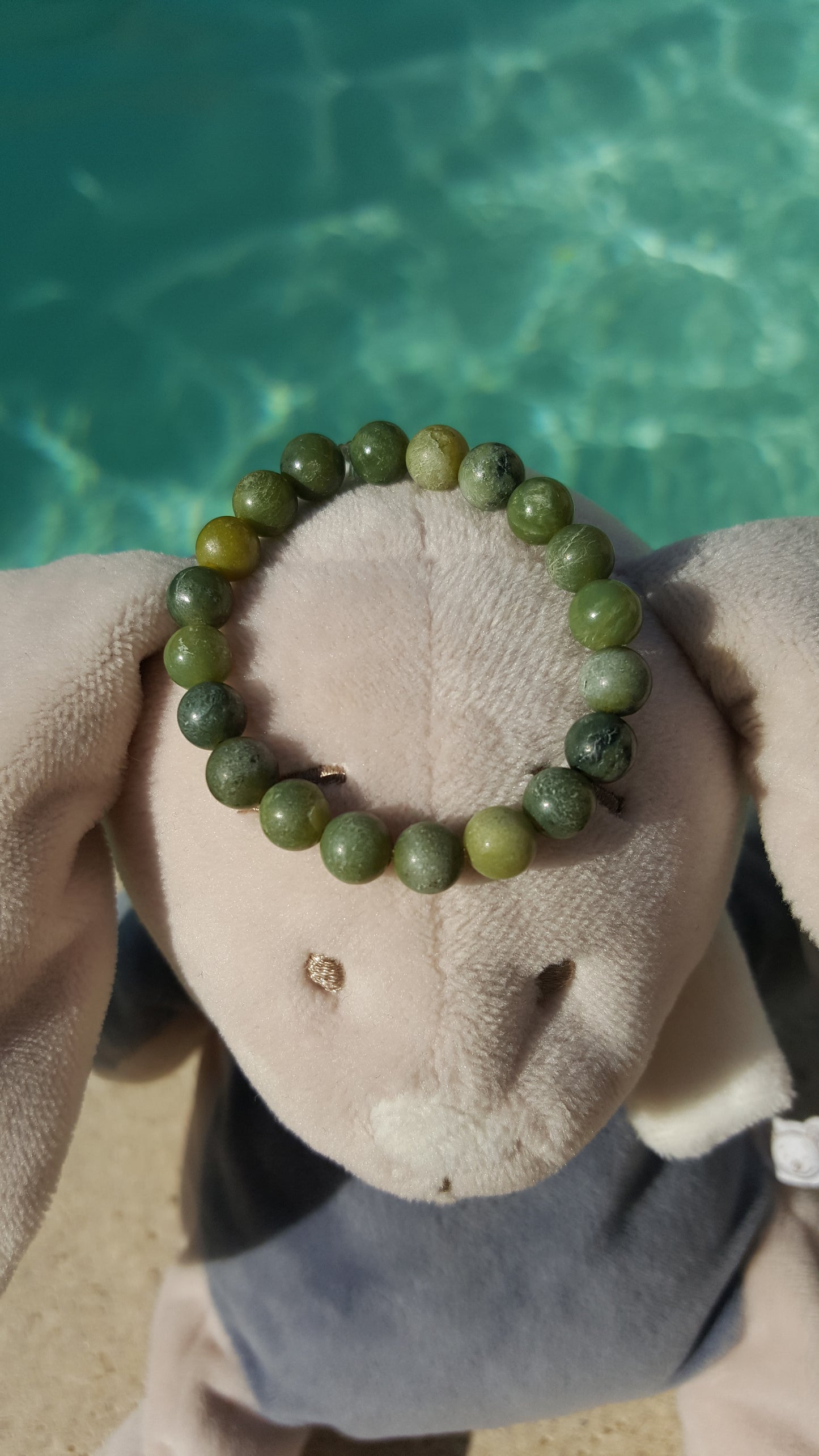 bracelet enfant, jade néphrite, pierre de gemme, pouvoir des pierres