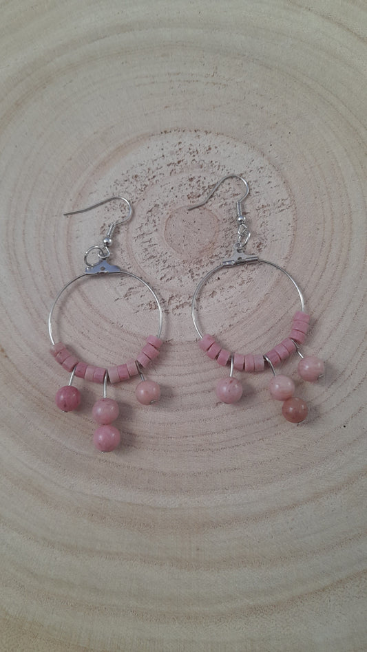 Boucles d'oreilles créoles, rhodonite, pouvoir des pierres, pierre de gemme