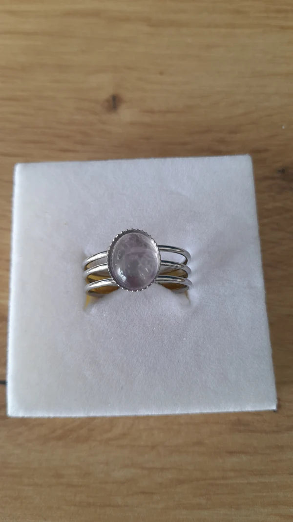 Bague ovale - pierres naturelles